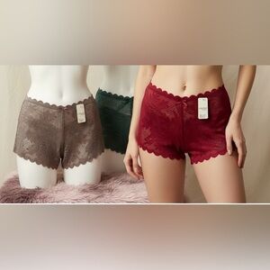 🌹002 INTMTS: Fine Too 3 pack lace boyshort size M